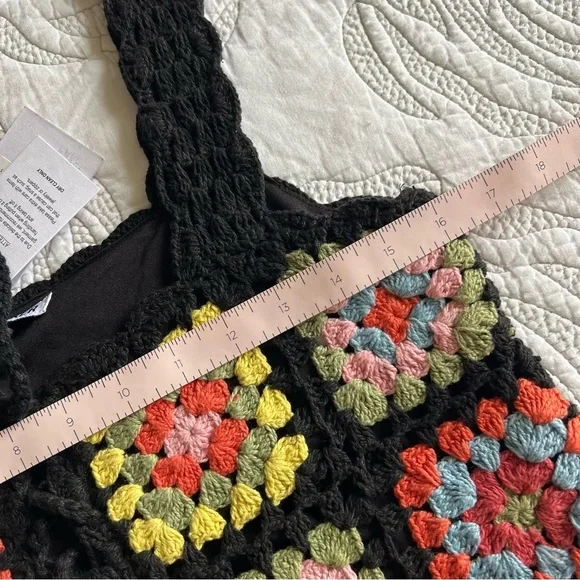 NWT - Walter Baker - Tamara Top - Patchwork Crochet - Picture 11 of 12